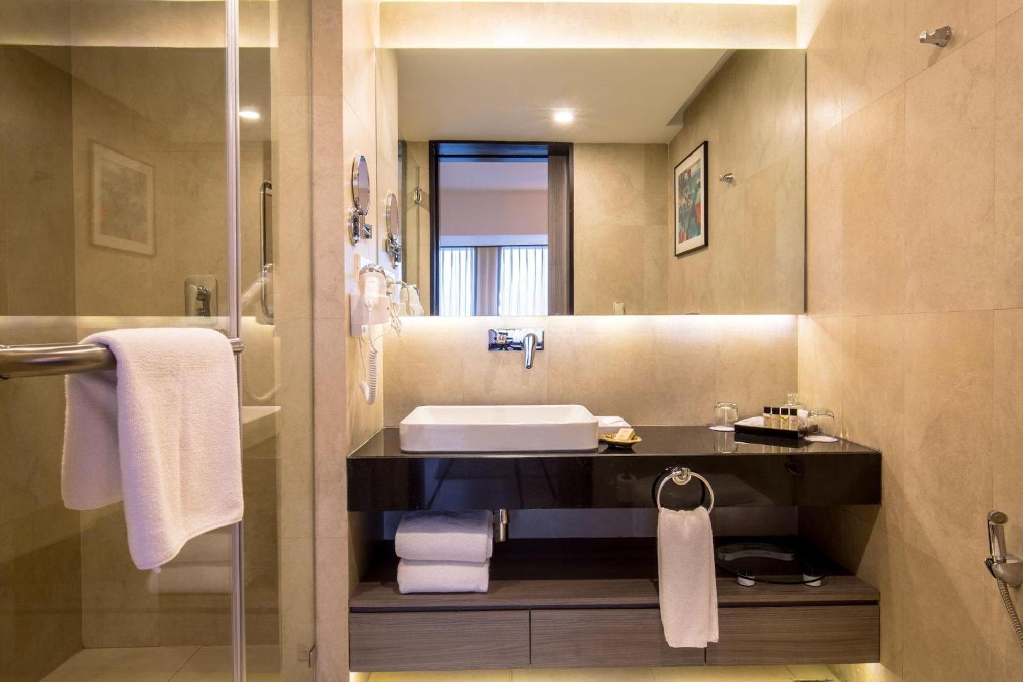 Hotel Aela Grand Near Delhi Airport By La Casa Ню Делхи Екстериор снимка
