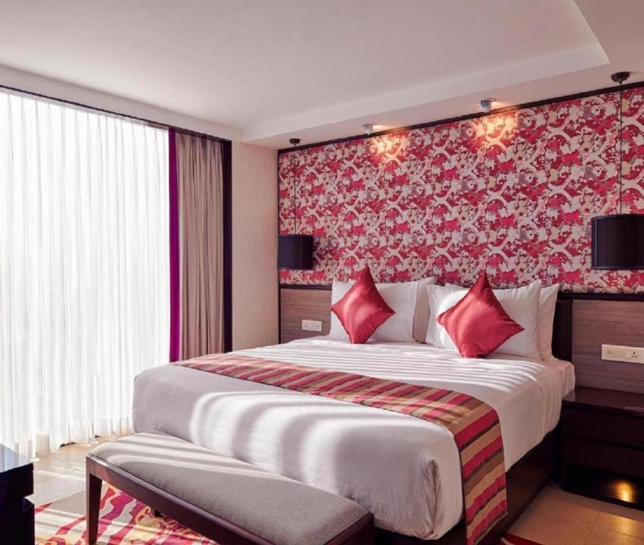 Hotel Aela Grand Near Delhi Airport By La Casa Ню Делхи Екстериор снимка
